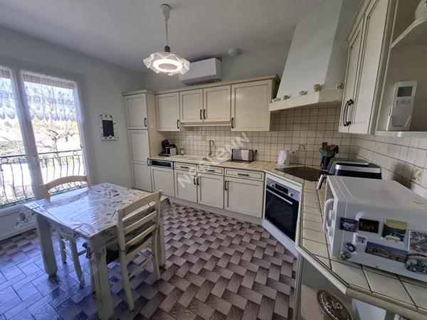 Maison Familiale de 115 m² - Calme et Sérénité à Blanzy (71450), 5 pièce(s) 115 m2
