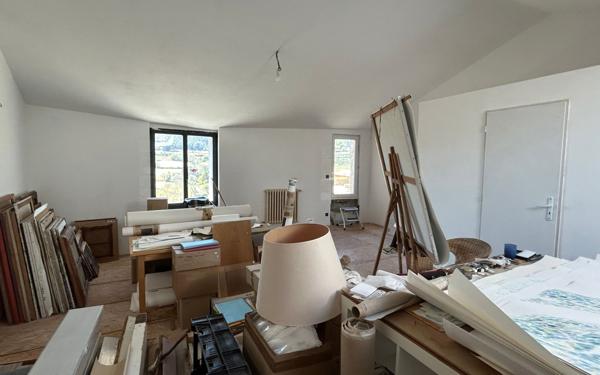 Maison à vendre    4 pièces •  Vinsobres