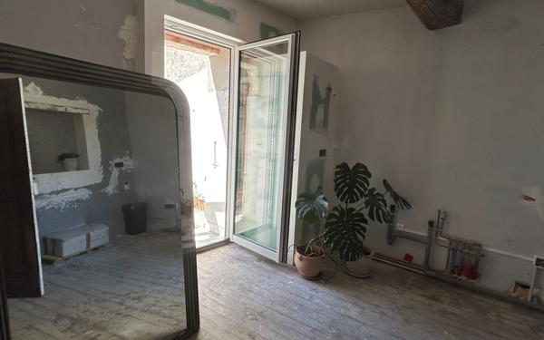 Maison à vendre    4 pièces •  Vinsobres