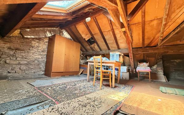 Maison à vendre    5 pièces •  Genlis