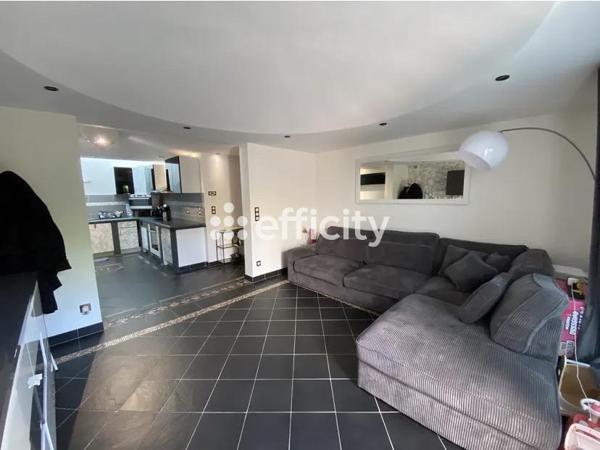 Appartement
         2 pièces
        - 62 m² Exclusivité 254 000 € *