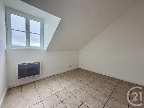 Immeuble à vendre  179,41 m2 FONTAINEBLEAU - 77