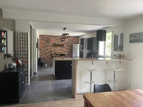 Maison Carquefou Le Housseau 7 pièce(s) 187 m2 - 5 chambres