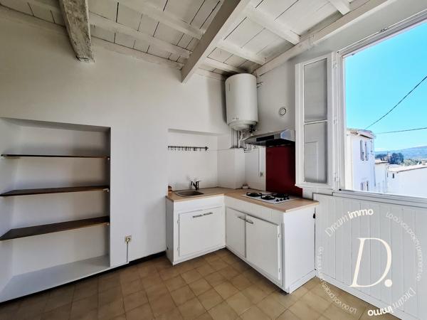 Poussan : Charmante maison de village de 3 pièces
