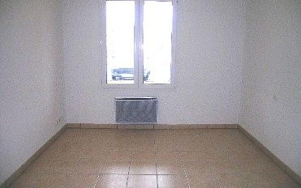 Appartement à vendre    2 pièces • 39 m2 Laragne-Montéglin