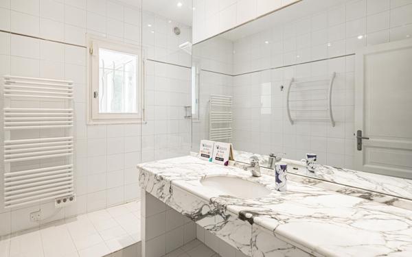 Maison à vendre    5 pièces • 234,17 m2 Aspremont