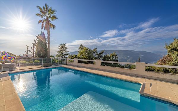 Maison à vendre    5 pièces • 234,17 m2 Aspremont