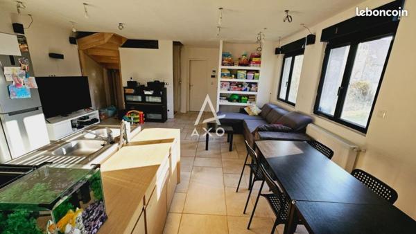 Maison contemporaine de 124 m² de SH et de 5 Pièces