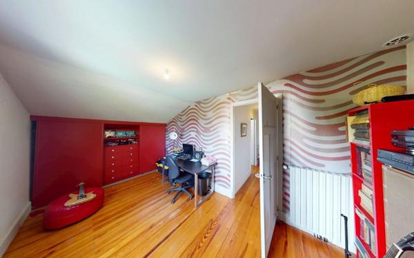 Maison à vendre    6 pièces •  Toulouse