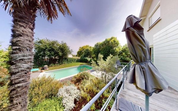 Maison à vendre    6 pièces •  Toulouse