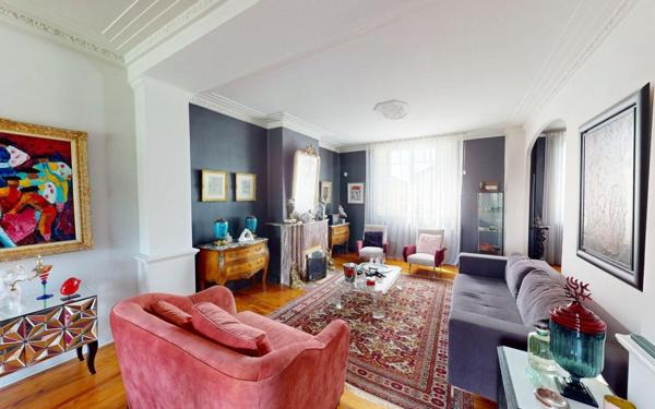 Maison à vendre    6 pièces •  Toulouse