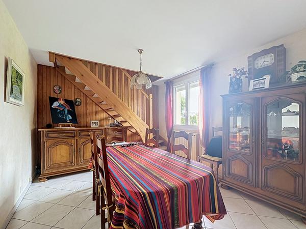 Maison familiale dans un quartier recherché, à seulement 15 minutes d'Angers
