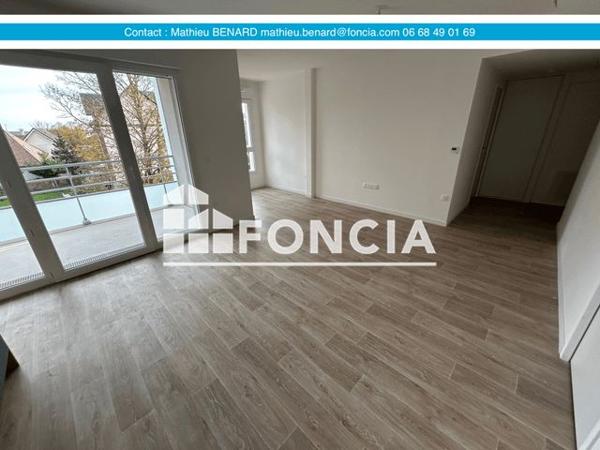 Location Appartement 3 pièces 59.39 m² - 19 QUAI CAMERE ET 38 AVENUE DE PARIS Vernon 27200