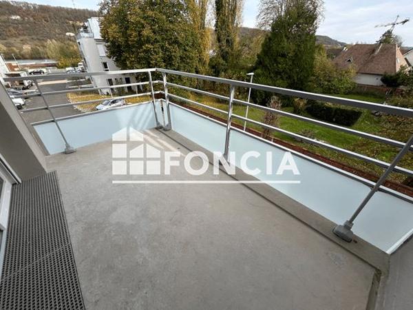 Location Appartement 3 pièces 59.39 m² - 19 QUAI CAMERE ET 38 AVENUE DE PARIS Vernon 27200