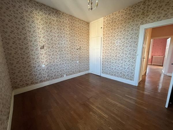 Appartement 103 740 € Montluçon 5 p 97 m² DPE F