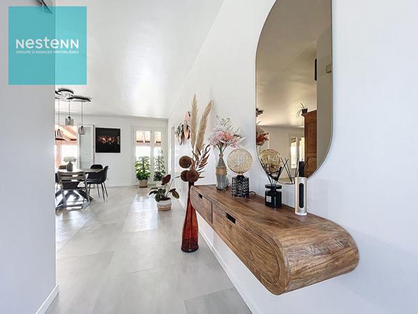 Maison rénovée 193m² à vendre, 5 chambres, piscine et jardin, 8 minutes de Villefranche de Lauragais