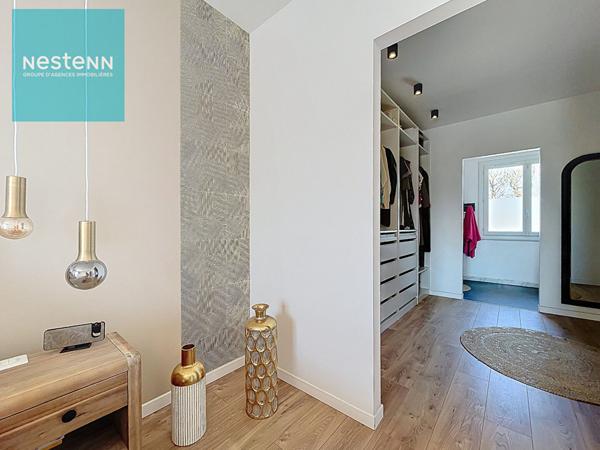 Maison rénovée 193m² à vendre, 5 chambres, piscine et jardin, 8 minutes de Villefranche de Lauragais