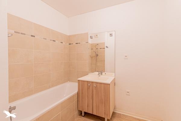 Appartement à vendre |  Fargues-Saint-Hilaire |  3 pièces | 60 m²