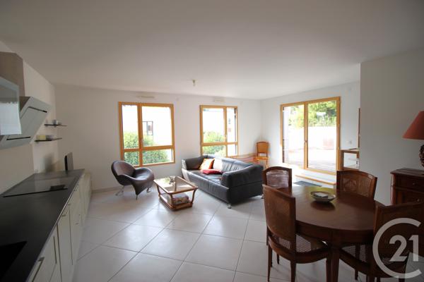 Appartement F4 à vendre  4 pièces - 97,45 m2 SEYSSINS - 38