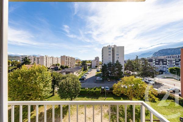 Appartement à vendre  3 pièces - 76 m2 ECHIROLLES - 38