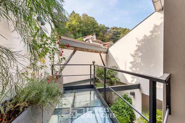 Loft en duplex avec terrasse
