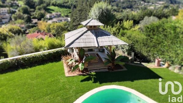 Maison d’architecte 5 pièces de 250 m² à Auribeau-sur-Siagne (06810)