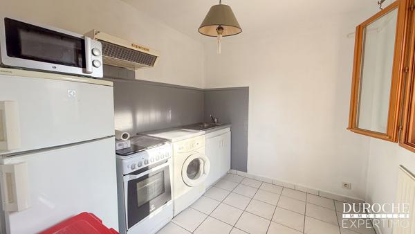 Orange, quartier Résidentiel Maison de 147m2 + appartement indépendant de 33m2 sur parcelle de 557m2