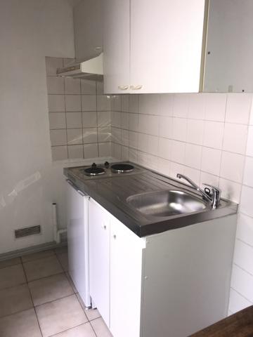 Appartement T2 - petit immeuble pierre