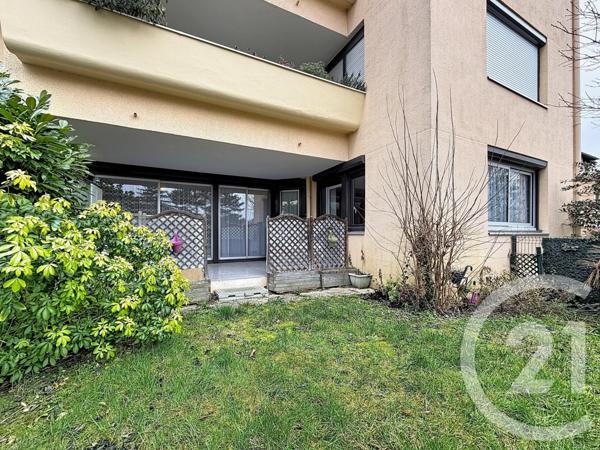 Appartement T3 à vendre  3 pièces - 76,68 m2 SATHONAY CAMP - 69