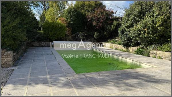 Maison à LUCON, 85400 - 10 pièces 211m²