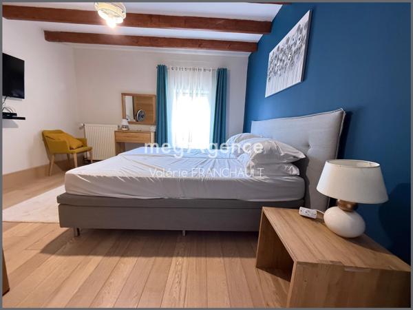 Maison à LUCON, 85400 - 10 pièces 211m²