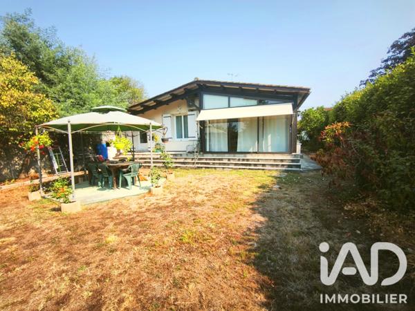 Maison à vendre 3 pièces 97 m² Coutras