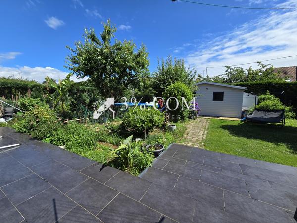 Maison
                                                                                                                                                                                                                                                                                                                        6 pièce(s)                                                                                                                                                                                                          3 chambre(s)                                                                                                                                                                                                          180  m²