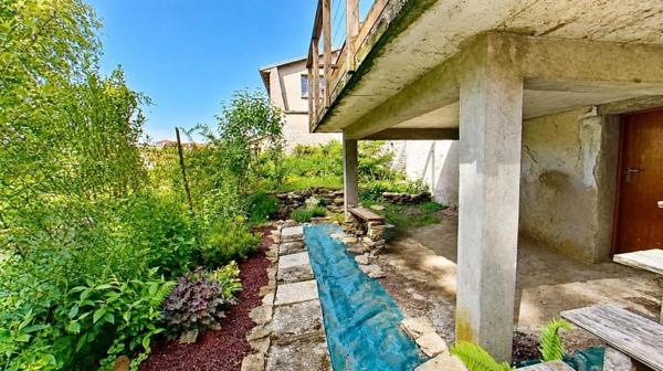 Moyen : Maison à vendre 5 pièces, terrasse & sous-sol - Visite virtuelle sur demande