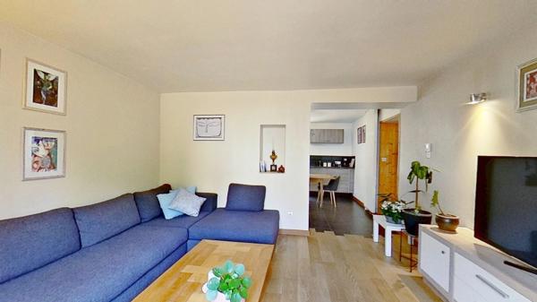Moyen : Maison à vendre 5 pièces, terrasse & sous-sol - Visite virtuelle sur demande