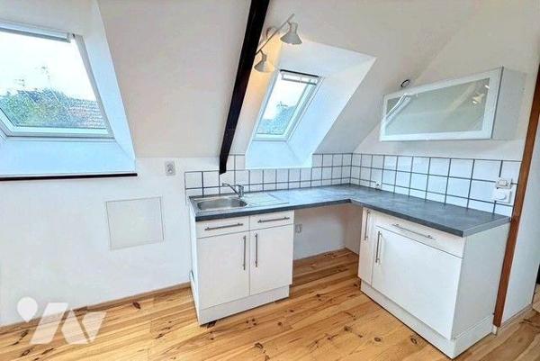 A vendre Ensemble immobilier Moëlan-sur-Mer (29)

Situé au calme, au coeur du bourg, cet ense...