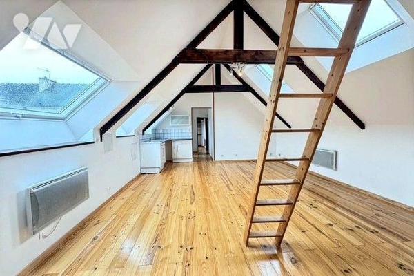 A vendre Ensemble immobilier Moëlan-sur-Mer (29)

Situé au calme, au coeur du bourg, cet ense...