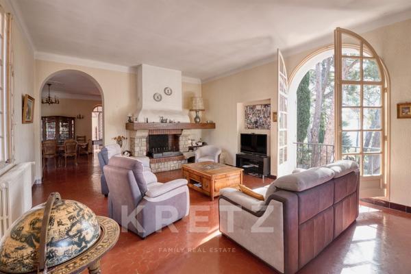 Propriété à rénover Vue Dégagée Mer - Piscine - Tennis