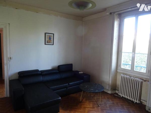 APPARTEMENT A VENDRE A LAVAL (53000)