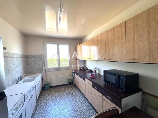 Maison à SAINT-CLEMENT, 89100 - 7 pièces 136m²