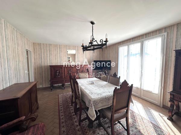 Maison à SAINT-CLEMENT, 89100 - 7 pièces 136m²