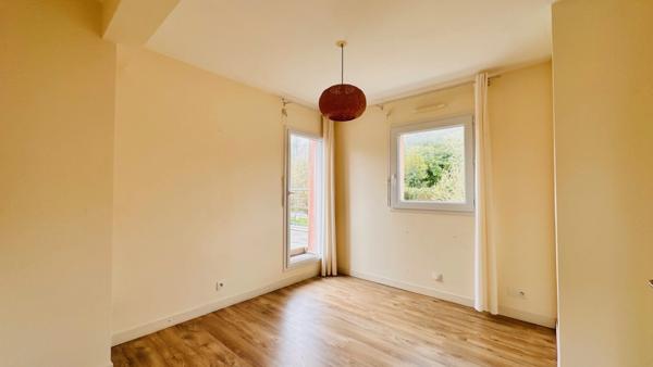 Havre de Paix Contemporain : L’Art de Vivre au Vert