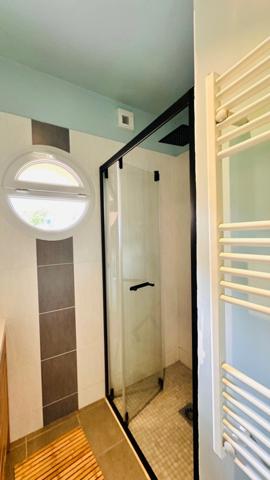 Havre de Paix Contemporain : L’Art de Vivre au Vert