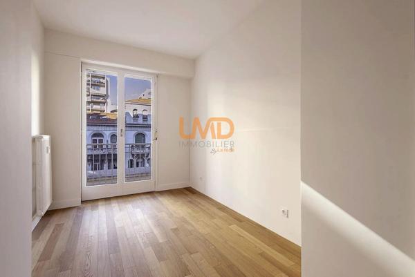 Nice , Magnifique Appartement de 65m2 Vue Mer - Promenade des Anglais