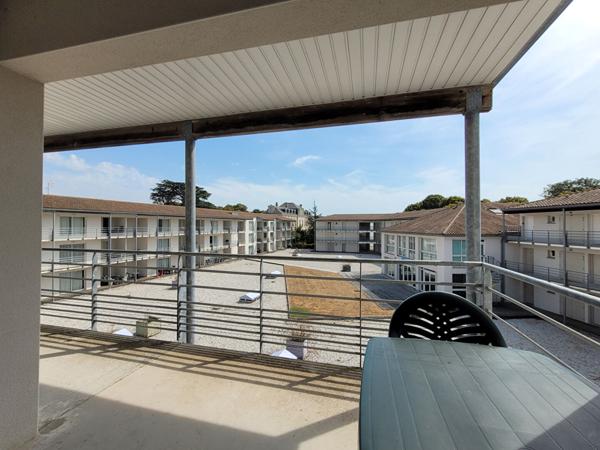 Appartement T3 en résidence de vacances à Lagord - Une belle opportunité !