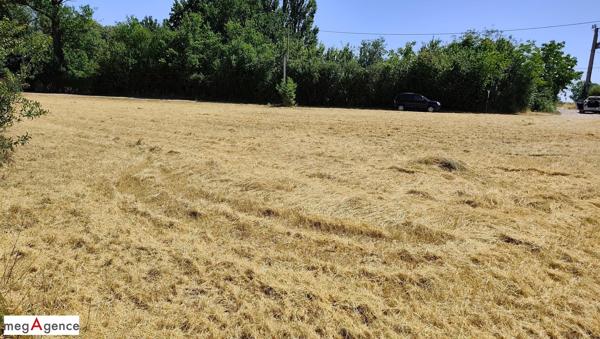 Terrain à SAULCET, 03500 - 1732m²