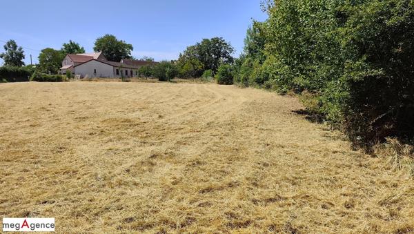 Terrain à SAULCET, 03500 - 1732m²