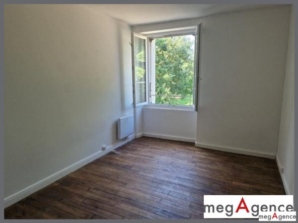 Maison à LA CHAPELLE-DE-BRAIN, 35660 - 3 pièces 81m²