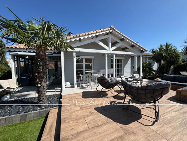 Maison à vendre 5 pièces SAINT HILAIRE DE RIEZ (85), à deux pas des plages de Sion, plain pied avec garage et jardin clos