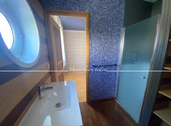 Maison à vendre 5 pièces SAINT HILAIRE DE RIEZ (85), plain pied 3 chambres+garage+jardin clos, à 300 M de la plage.
